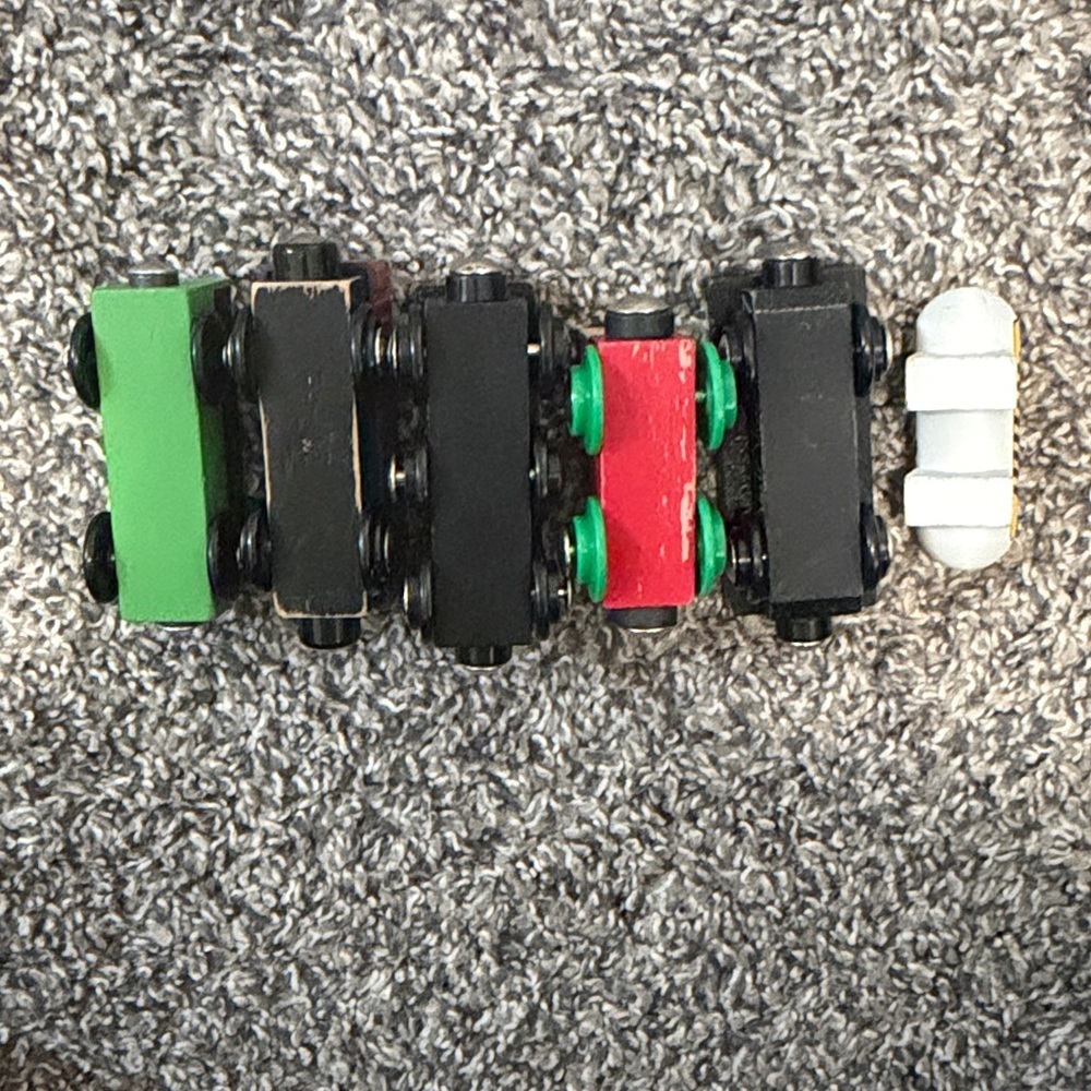 Wooden Magnet Trains - Picture 4 of 9